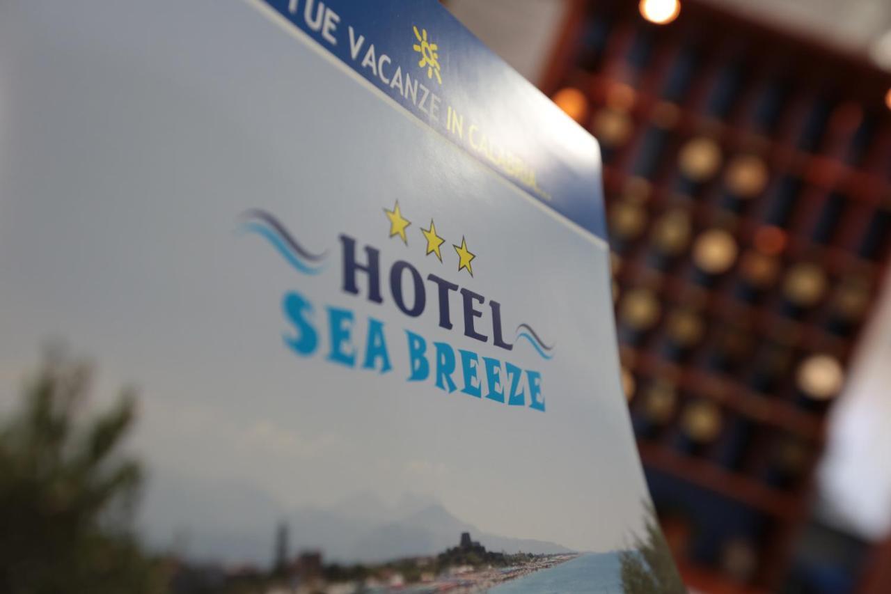 Hotel Sea Breeze 스칼레아 외부 사진